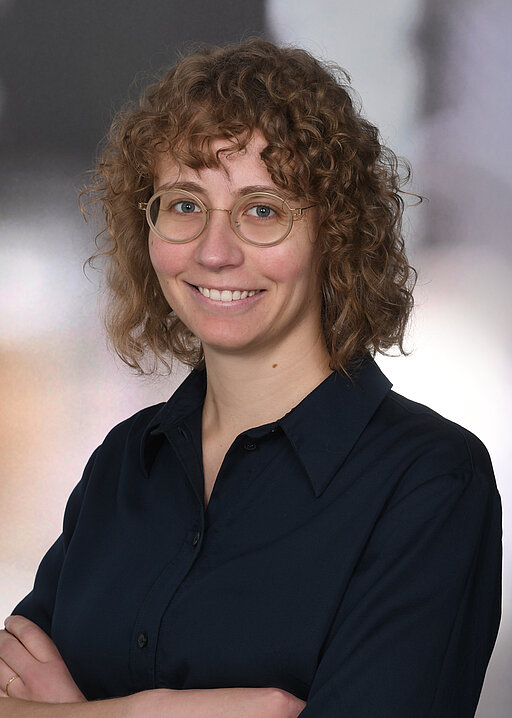 TraurigPortrait